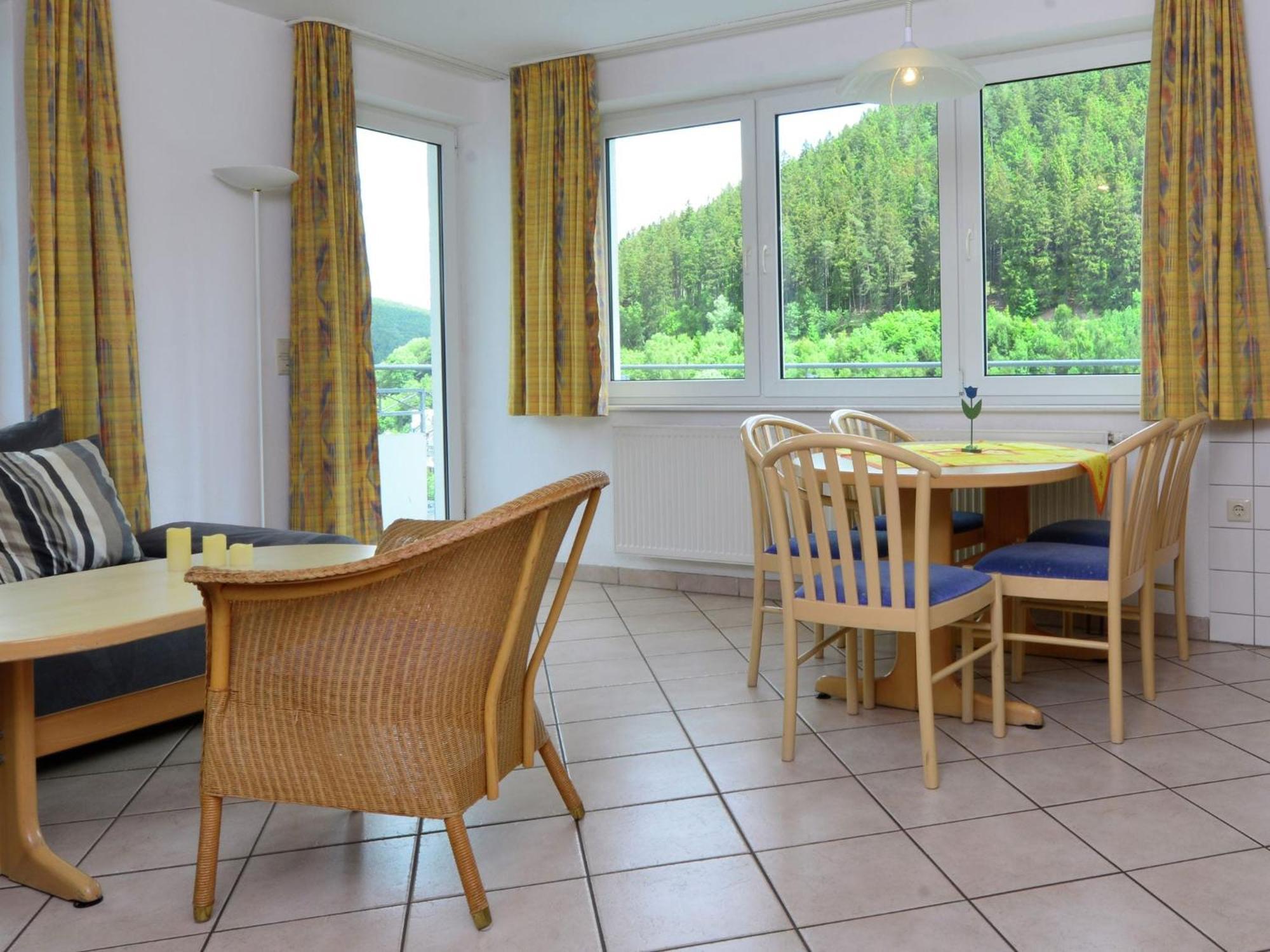 Large Apartment In Willingen With Balcony Eksteriør bilde