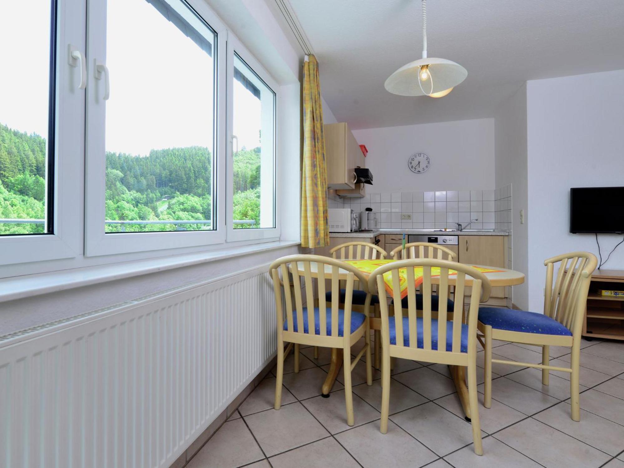 Large Apartment In Willingen With Balcony Eksteriør bilde