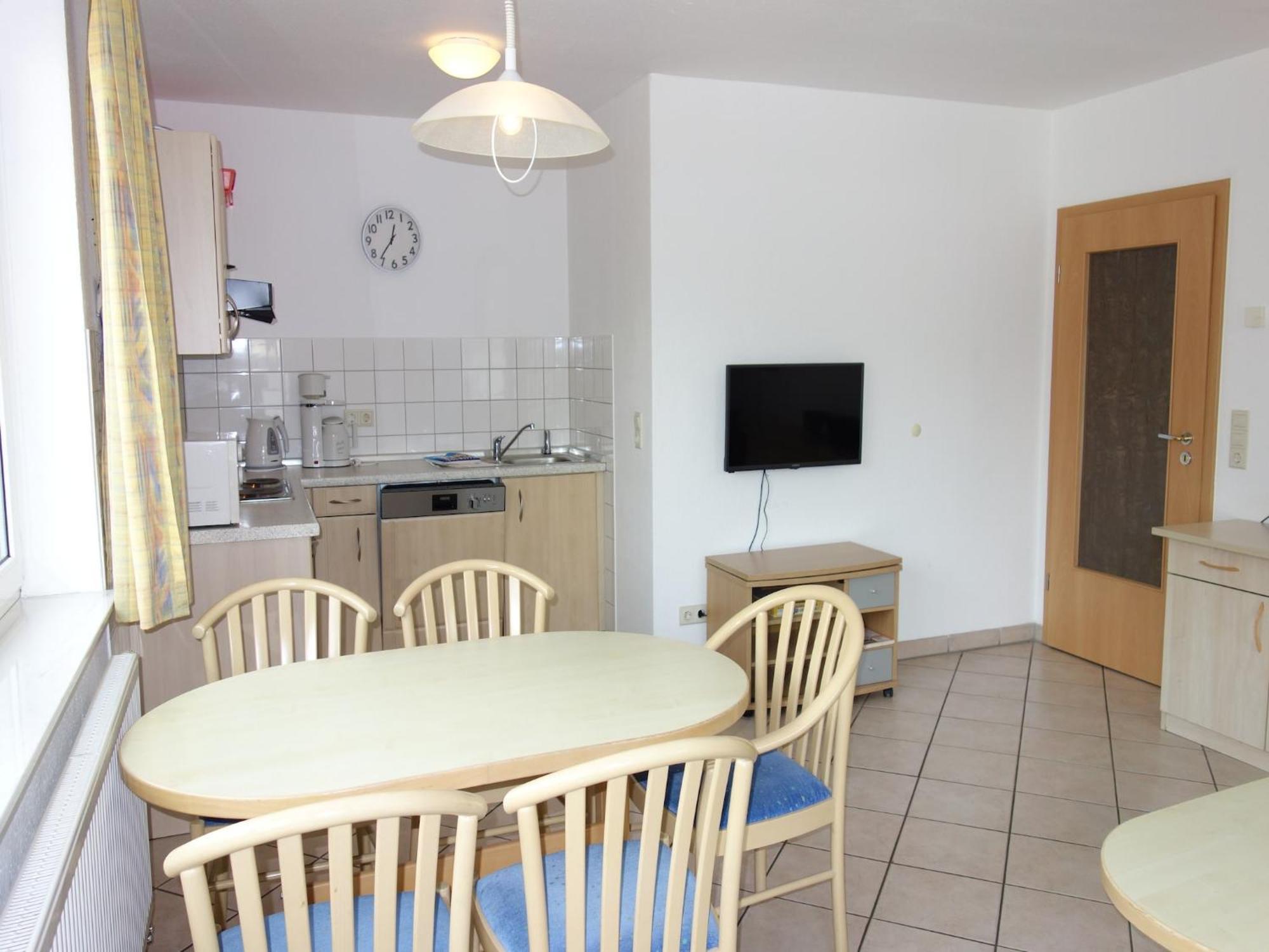 Large Apartment In Willingen With Balcony Eksteriør bilde