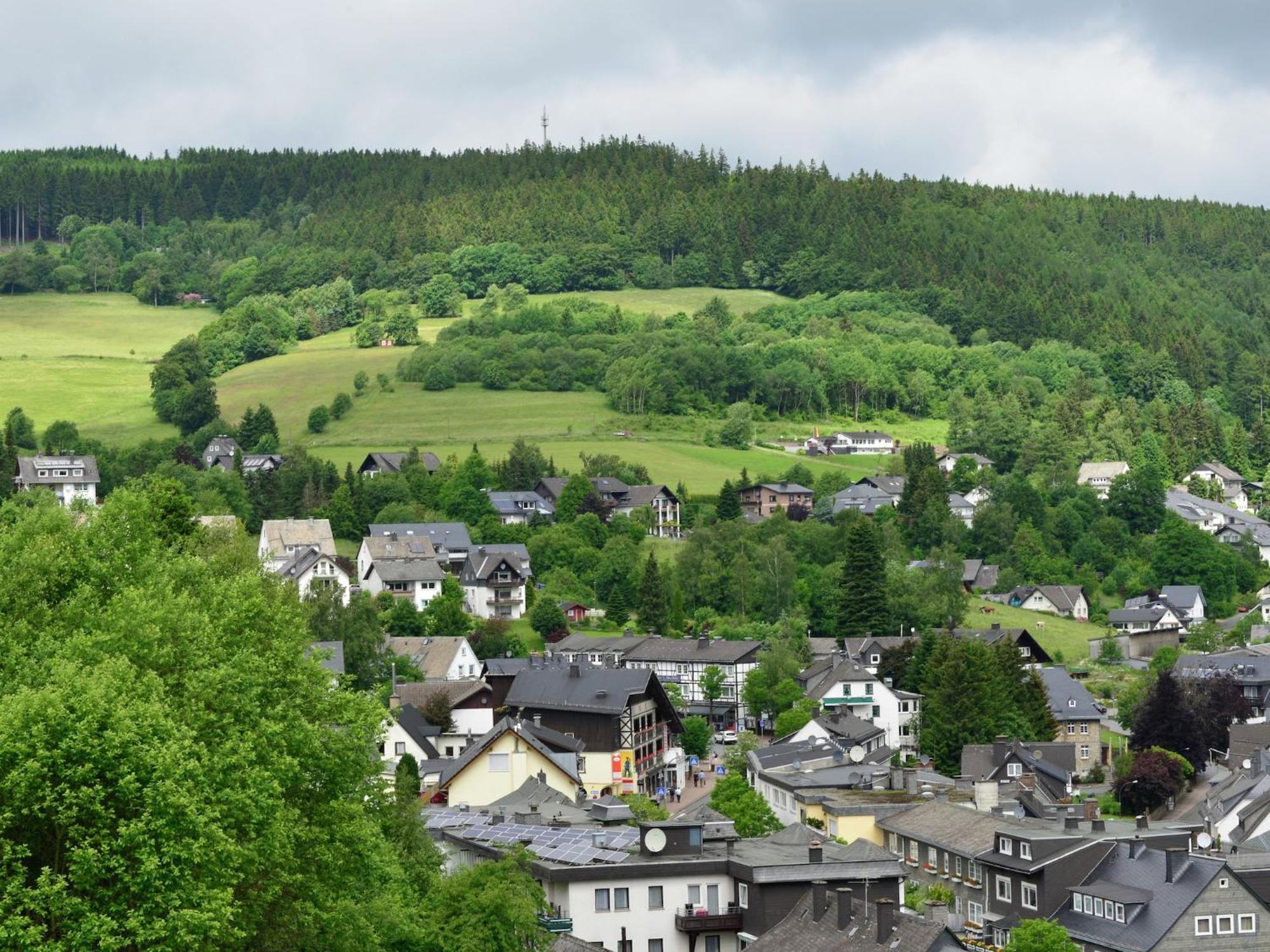 Large Apartment In Willingen With Balcony Eksteriør bilde